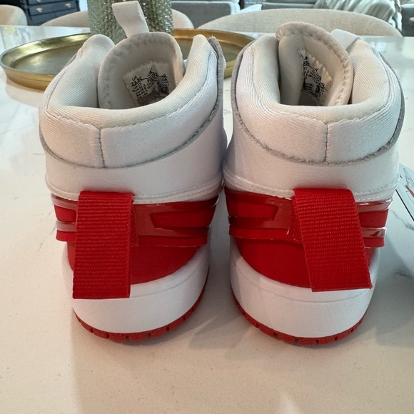 Nike Jordan 1 Mid RM Easton (PS) red and white high top shoes. Youth size 13.5C. - Picture 4 of 10